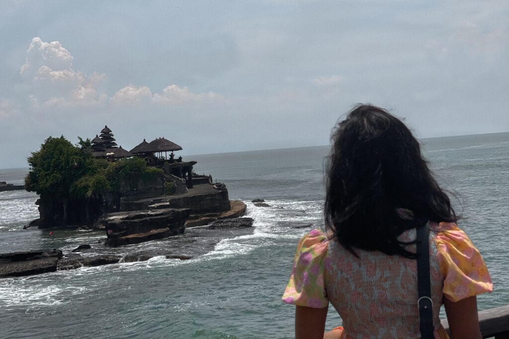 tanah lot art.